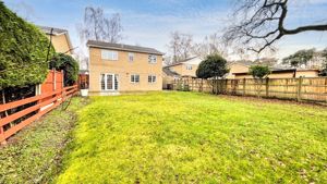 Photo 21- click for photo gallery